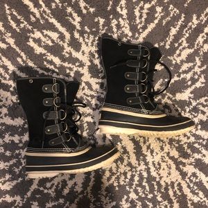 ✨Sorel Joan of Arctic Boots✨